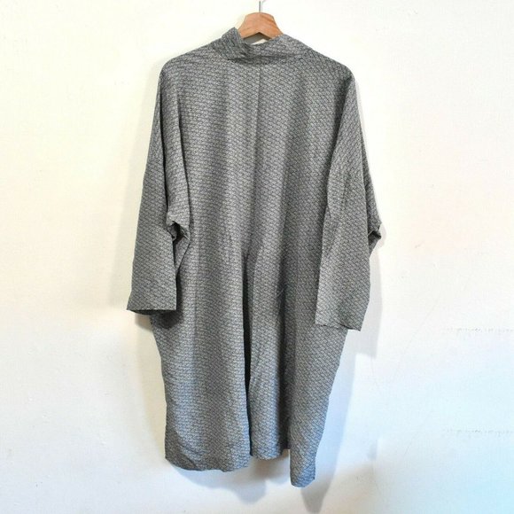 Eskandar NWT Women Shirt Top Blouse 100% Silk Sz 1 Longer Back Wide Z34 - Picture 7 of 8